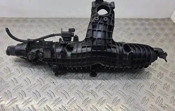 Volvo V40 Intake manifold 31431955