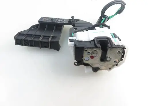 Alfa Romeo 159 Front door lock 50513051