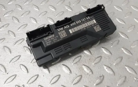 Tailgate/trunk control unit/module