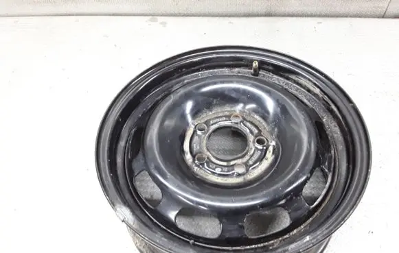 Volvo S70 V70 V70 XC R15 steel rim 6819704