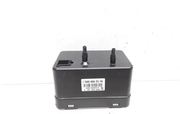 Mercedes-Benz E W211 Central locking vacuum pump 0008002548 A3510020010
