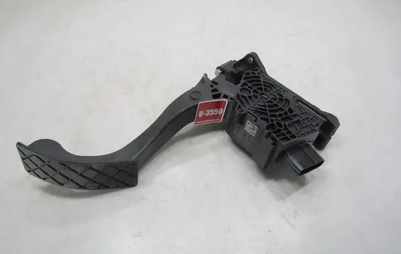 Volkswagen Taigo Accelerator throttle pedal 2Q1723503 22132A1 X52C00