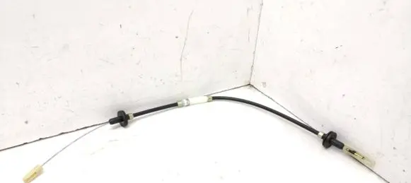 Audi 80 90 B2 Clutch cable 811721335P AUD801618 01021009