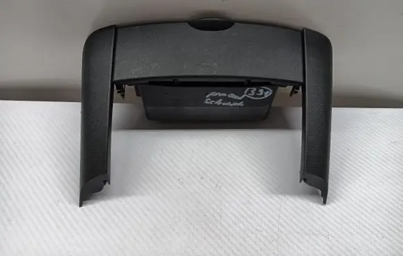 KIA Pro Cee'd II Glove box 8477013000