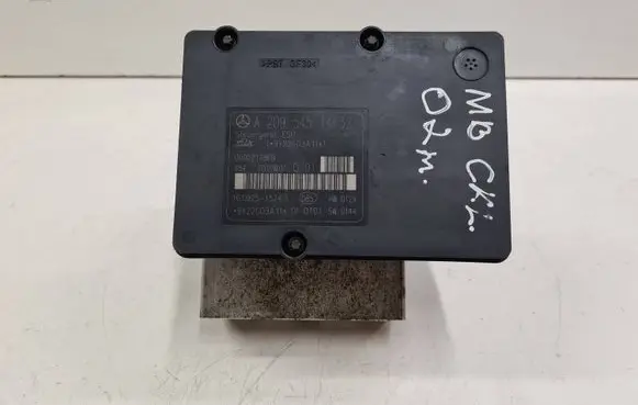 Mercedes-Benz C W203 ABS Pump A2095451432 A0044315412 00002128E0