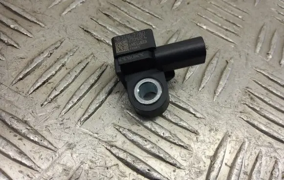 Opel Mokka X Airbag deployment crash/impact sensor 9831467780