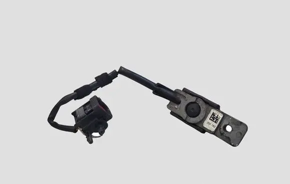 Volvo V40 Airbag deployment crash/impact sensor P31305432