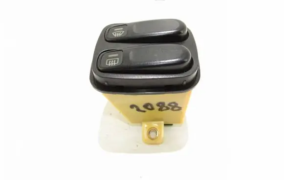 Mazda Xedos 6 Windscreen/window heater switch Nėra