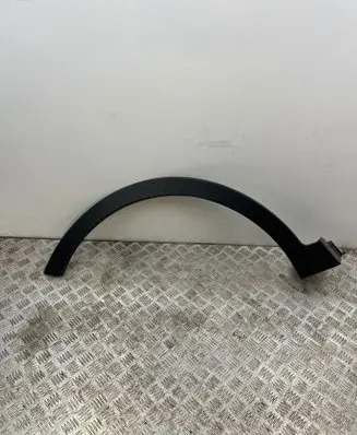 Hyundai Santa Fe Front arch trim 877112W000