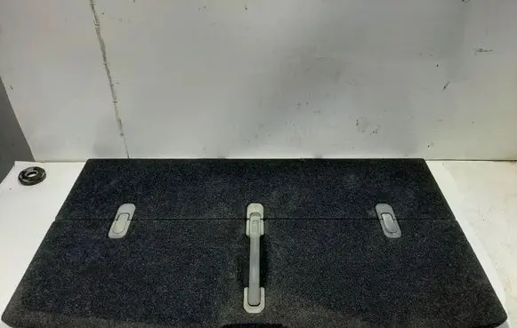 Volvo XC40 Trunk/boot floor carpet liner 