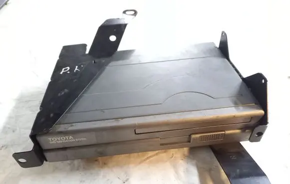 Toyota Avensis T250 Navigation unit CD/DVD player 0866200870 AAAA019508