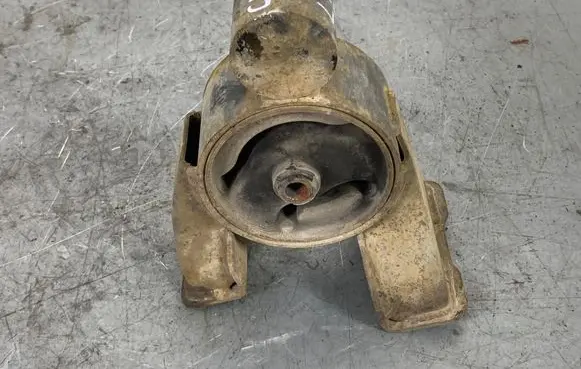KIA Ceed Engine mount bracket 219312H000