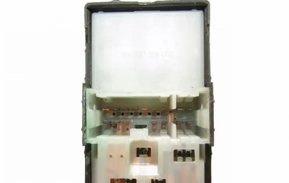 Nissan X-Trail T30 Electric window control switch