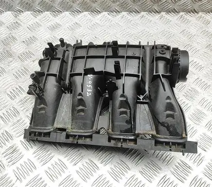 Volkswagen Golf VIII Intake manifold 05E129709H