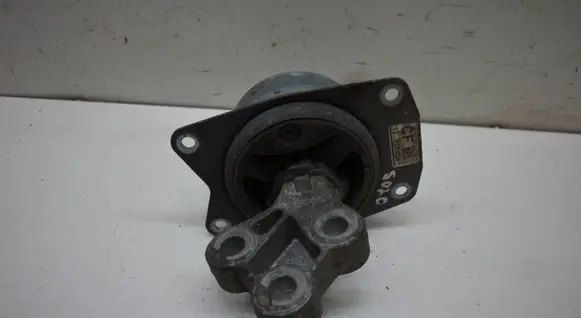 Opel Insignia A Engine mount bracket 13227734