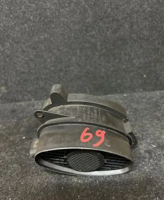 BMW 3 E90 E91 Mass air flow meter 7788744 0928400504
