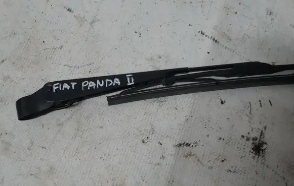 Fiat Panda II Rear wiper blade arm