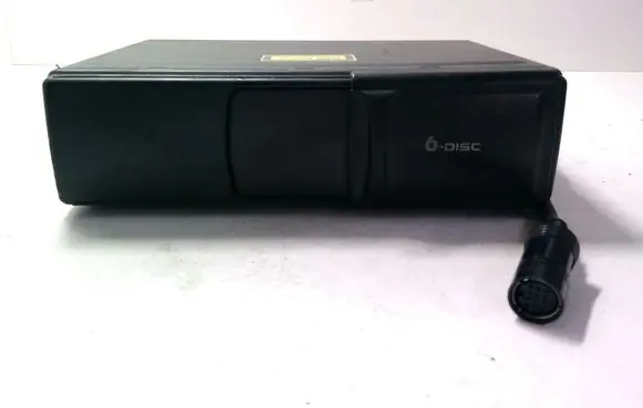 Audi A6 S6 C5 4B CD/DVD changer 4B0035111 50357
