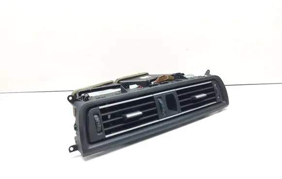 BMW 5 F10 F11 Dash center air vent grill 9209136