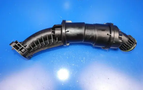 Volvo XC60 Air intake duct part 31441872