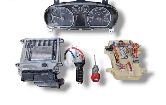Hyundai i30 Engine ECU kit and lock set 91950-1H510