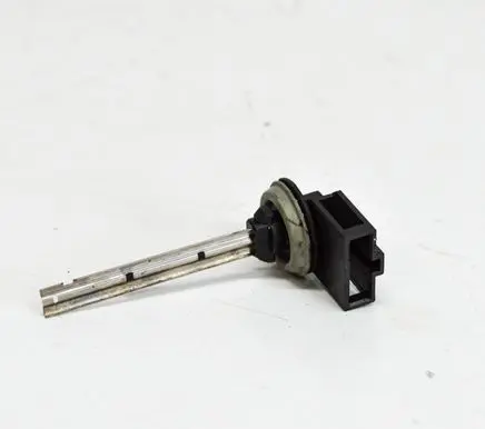 Volkswagen PASSAT B6 Oil temperature sensor 6Q0820539