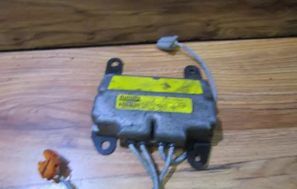 Renault Laguna I Airbag control unit/module 7700845626d 550289000