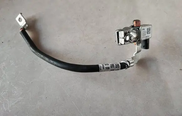 BMW 5 G30 G31 Negative earth cable (battery) 6840519 187757