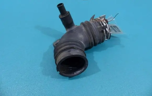 Toyota Urban Cruiser (XP110) Intercooler hose/pipe 17880-47030A2 IMPRK807111