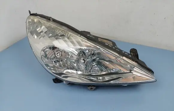 Peugeot 607 Headlight/headlamp 9654670880 89010121