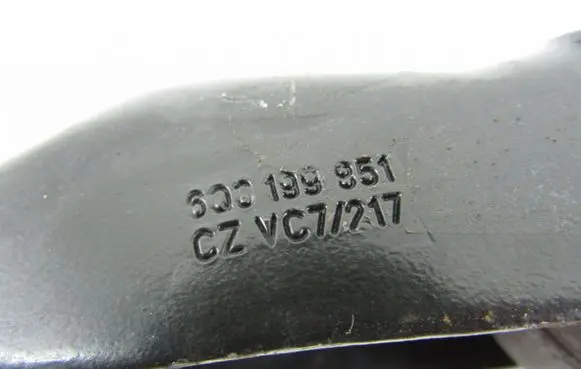 Skoda Praktik (5J8) Engine mounting bracket 6q0199851