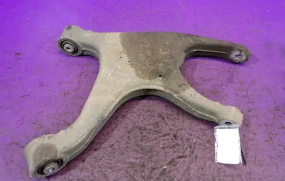Rear control arm