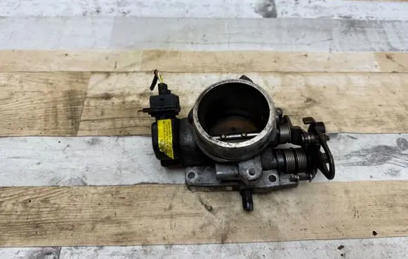 Ford Galaxy Throttle valve 95WF9U538CA PA66GF20