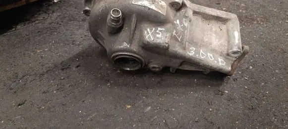 BMW X5 E70 Front differential 7552533