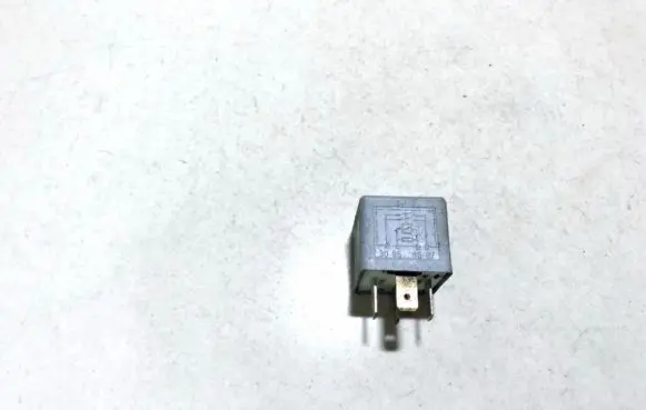 Volkswagen PASSAT B5 Other relay 443951253k 899512000