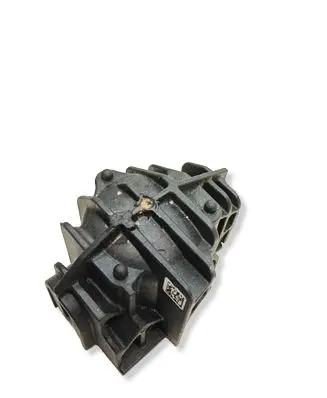 BMW 1 F70 Other engine bay part 8483903 14369710 102103104105