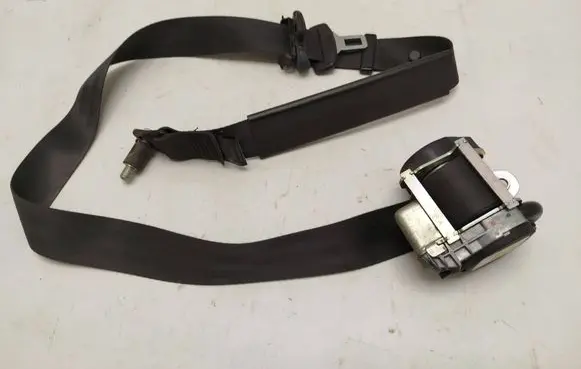 Opel Combo D Rear seatbelt 735556803