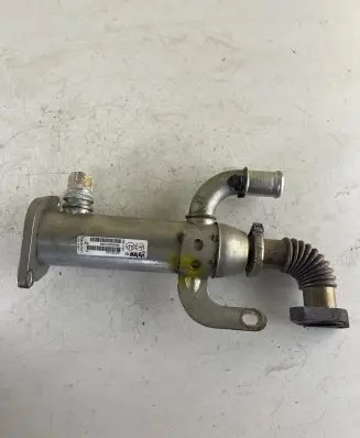 Peugeot 307 CC EGR valve cooler 9645689780