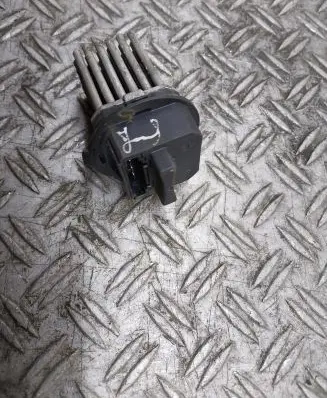 Volvo S60 Glow plug pre-heat relay