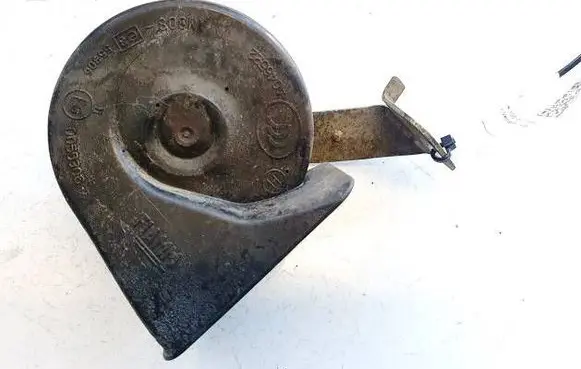 Mercedes-Benz B W245 Horn signal E355306 E30055306