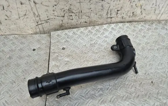 Ford Focus Air intake duct part CV616C784AG CV616C784BG