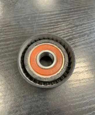BMW 1 F20 F21 Alternator belt tensioner pulley 000000465