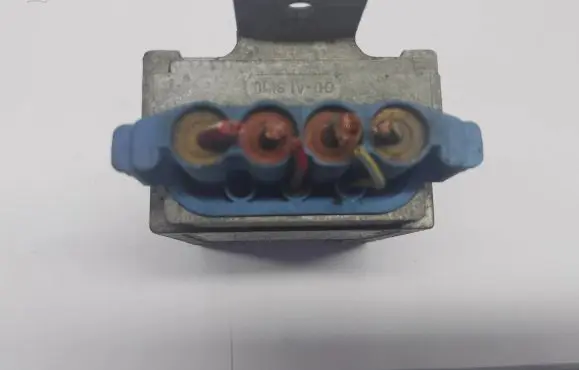 Mercedes-Benz E W211 Coolant fan relay A0255453232