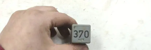 Audi A4 S4 B5 8D Other relay 308600