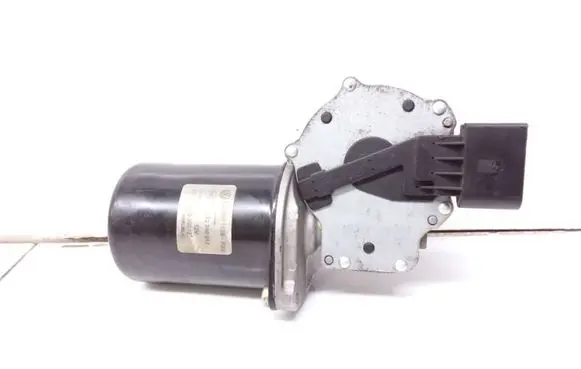 Volkswagen Golf IV Wiper motor 1J2955113B 443122240017