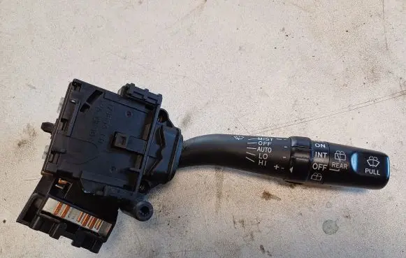 Toyota Corolla Verso AR10 Wiper switch 8465205170 173821