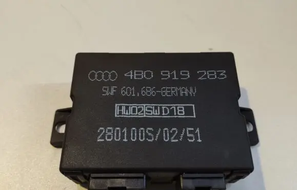 Audi A4 S4 B5 8D Parking PDC control unit/module 4B0919283