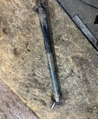 Mitsubishi L200 Rear driveshaft/prop shaft 