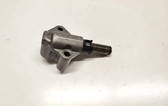 Audi Q7 4M Timing belt/chain tensioner 06K109467