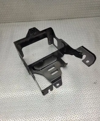Volvo XC40 Battery bracket 32132005